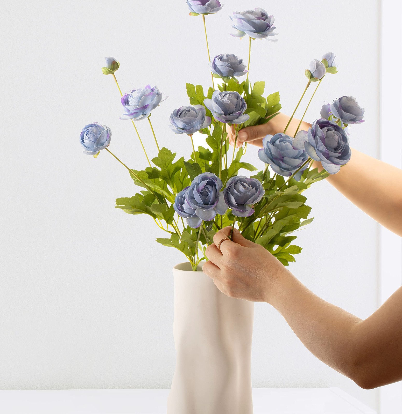 5 PCS Artificial Silk Flowers Ranunculus Fake Floral Blue Wedding Arrangement