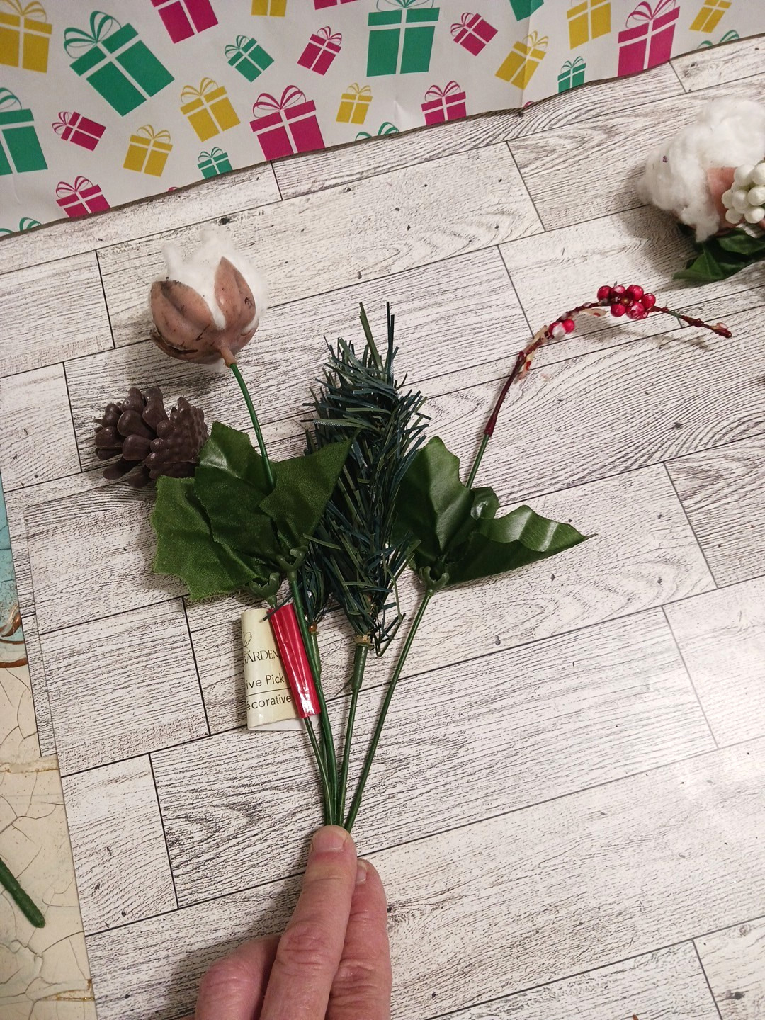 Flowers autumn fall winter cotton pine cone holly berry bouquet lot of 6