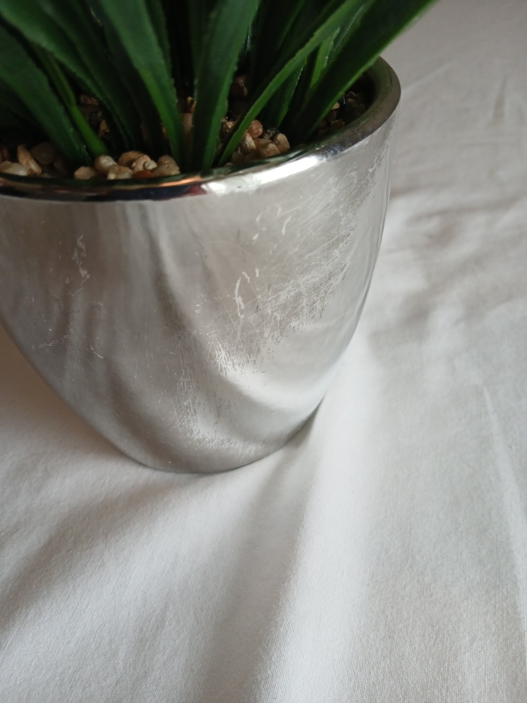 10 Inch Faux Grass Leaf Plant With Chrome Finished Planter