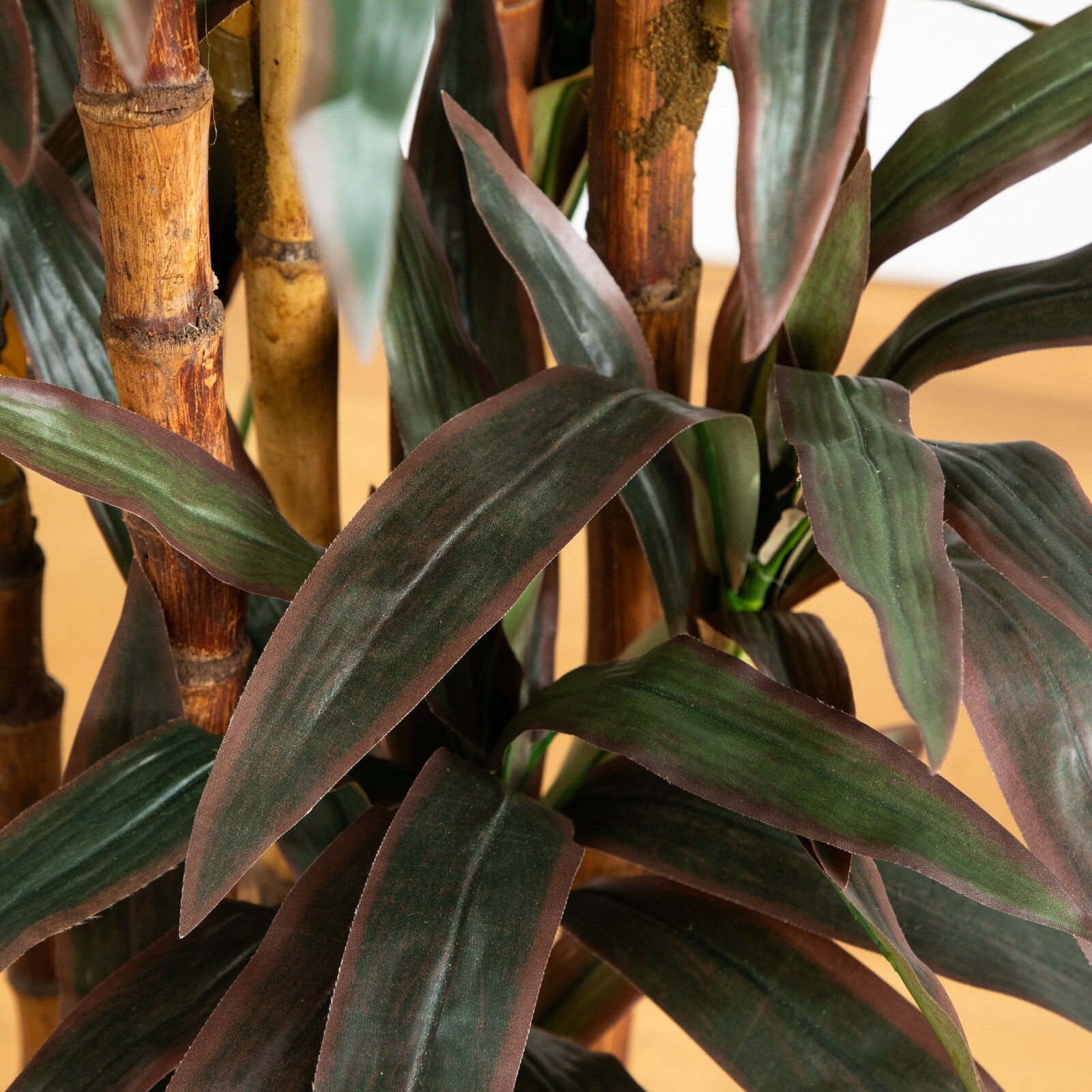 5’ Artificial Dracaena Yucca Tree Home Decor. Retail $212