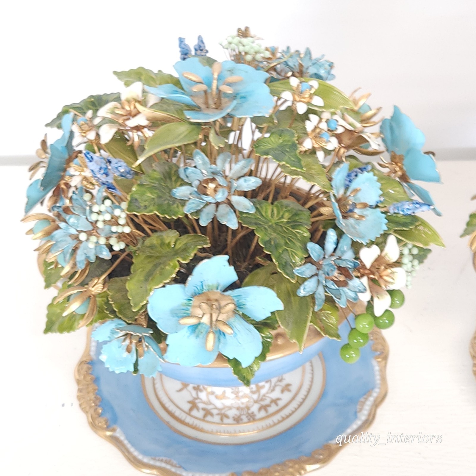 Pair Jane Hutcheson for Gorham Blue 2 Handled Teacup & Saucer Floral Arrangement