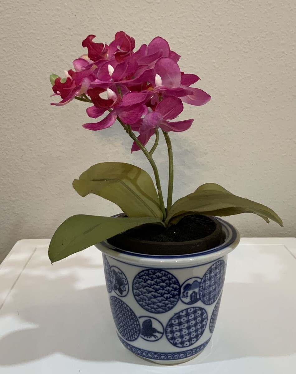 Vtg Blue White Chinoiserie Ceramic Pot Pink Artificial Orchid Flower Arrangement