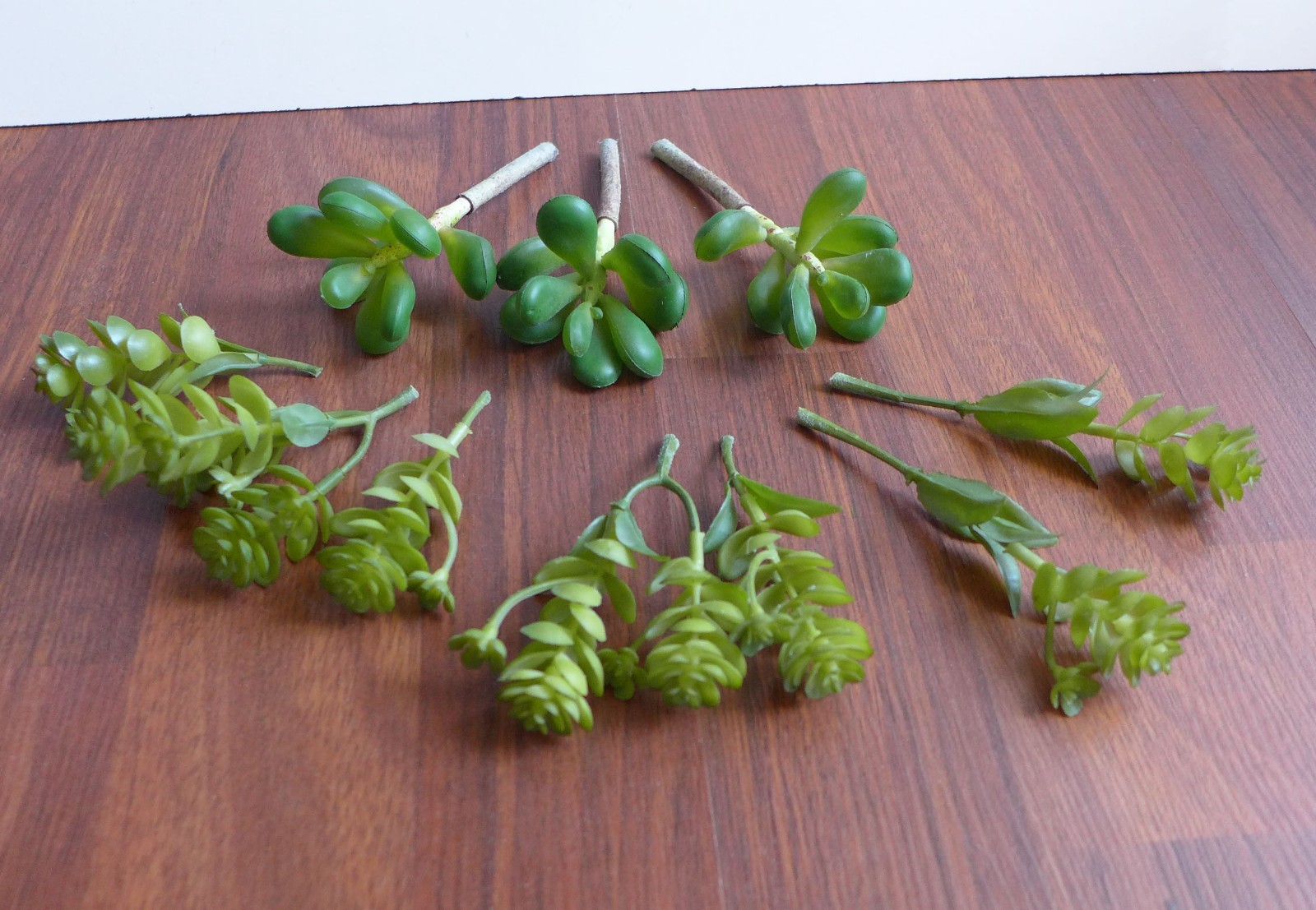 Set of 10 Miniature Artificial Succulents Grass Fair Garden decoration