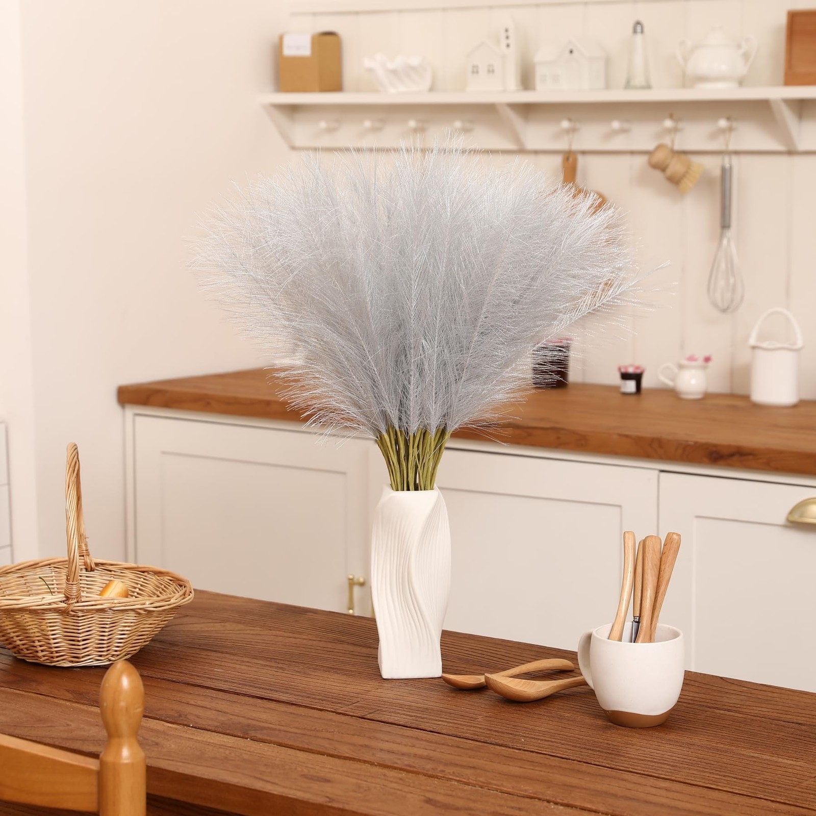 Faux Silver Pampas Grass – 30pcs 24 Inch Short Artificial Pampas Grass Decor,…