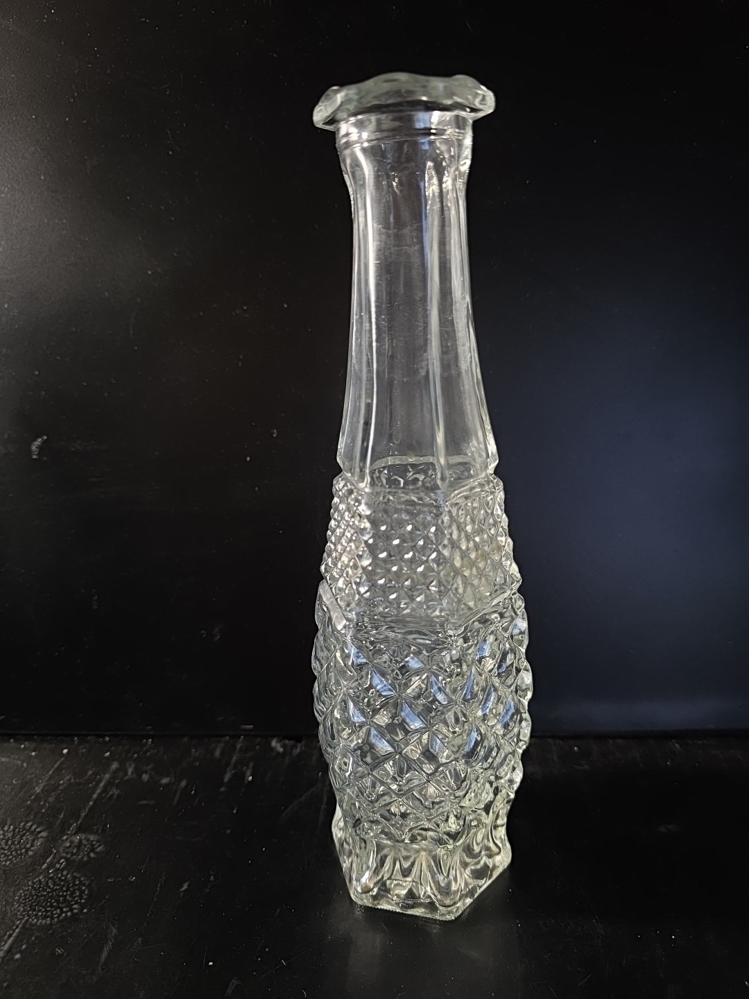Vtg Indiana Glass Diamond Point Clear Bud Vase 8″ Hexagon Base MCM Pressed Glass