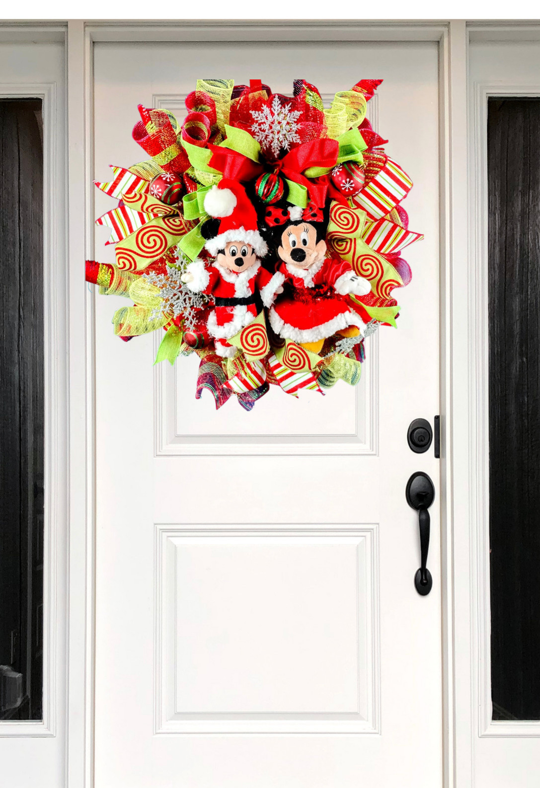 Mickey and Minnie Mouse Christmas Wreath Large 24″ Red & Green Front Door Decor