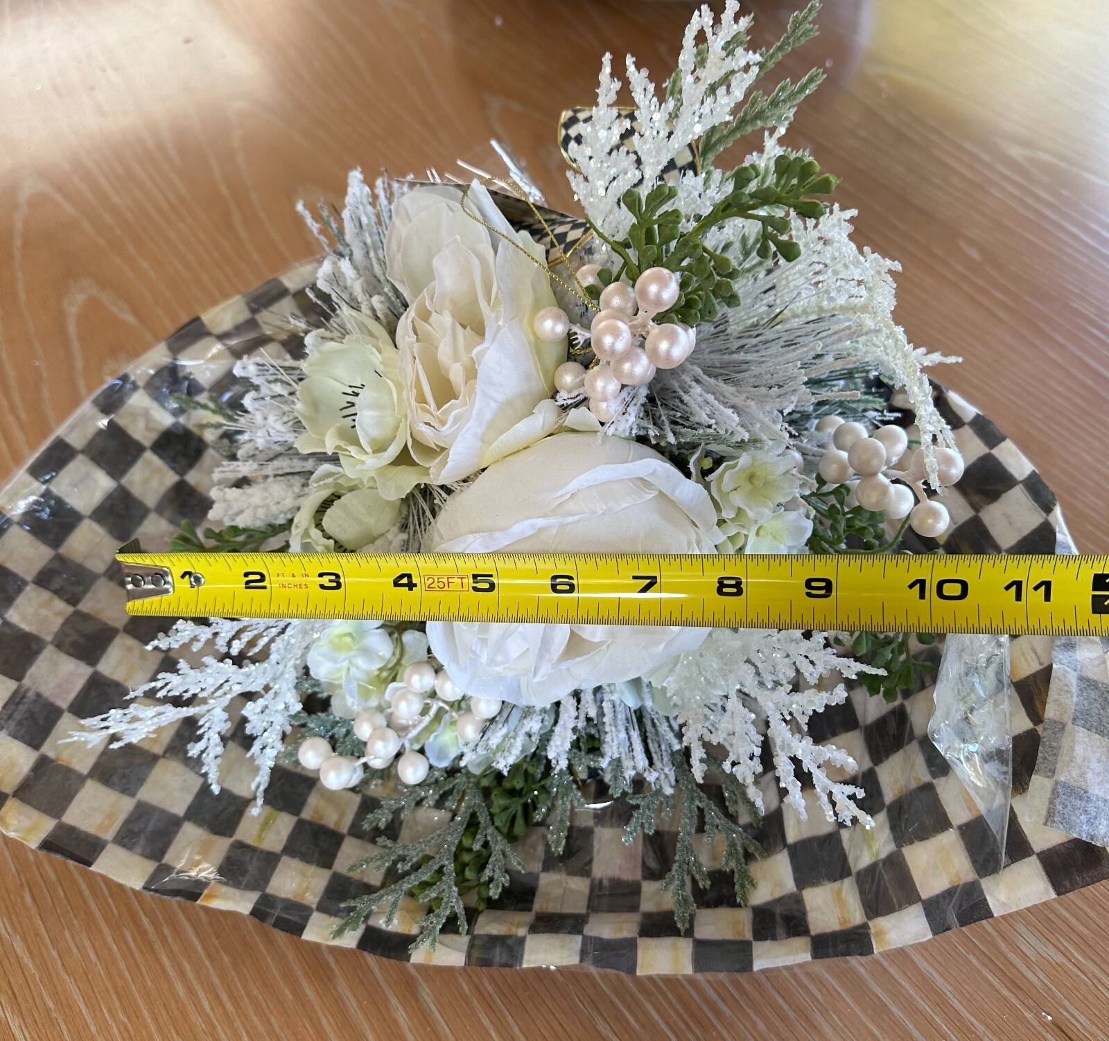 Lrg Winter White MacKenzie Childs Rose Bouquet Courtly Checks Cello Wrap w/ Tag