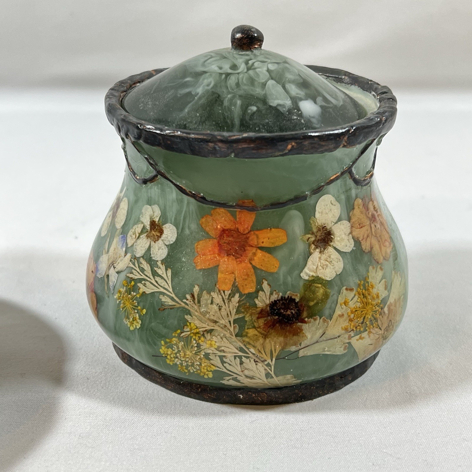 Vintage India Ink Pressed Flower Green Resin Fresh Fields Soap Dish & Container