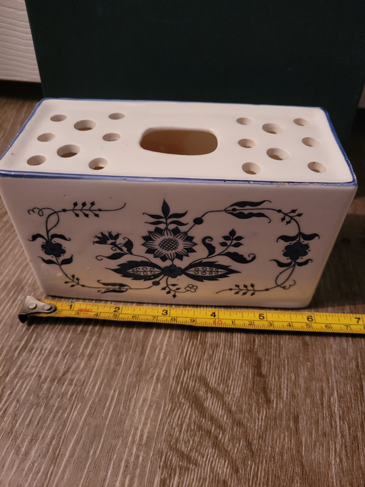 1992 MMA Hand Painted Blue/White Ceramic Flower Frog Brick Vase 5″L • Portugal