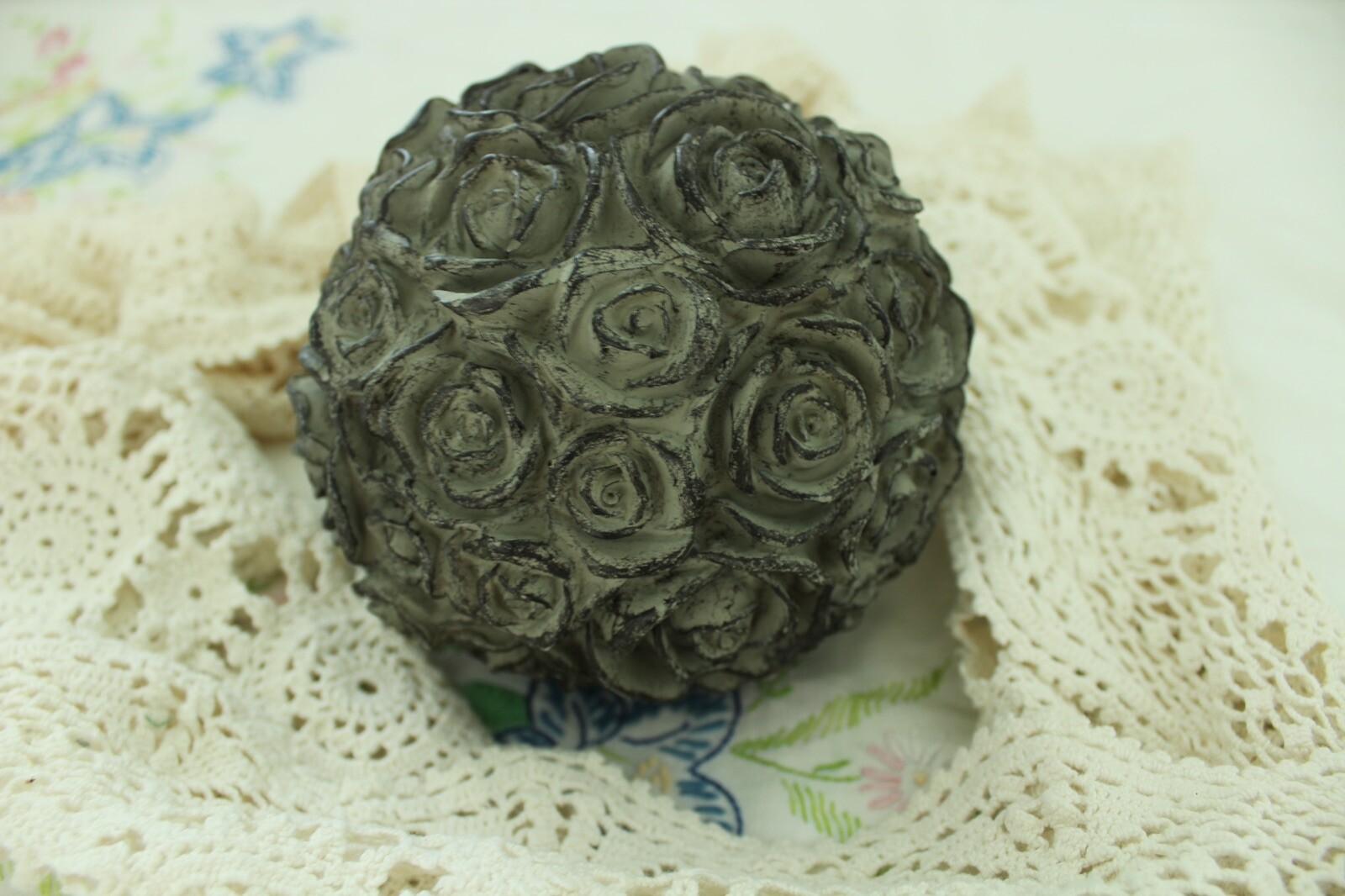 5” Diameter Rose Ball decoration shabby vintage country house