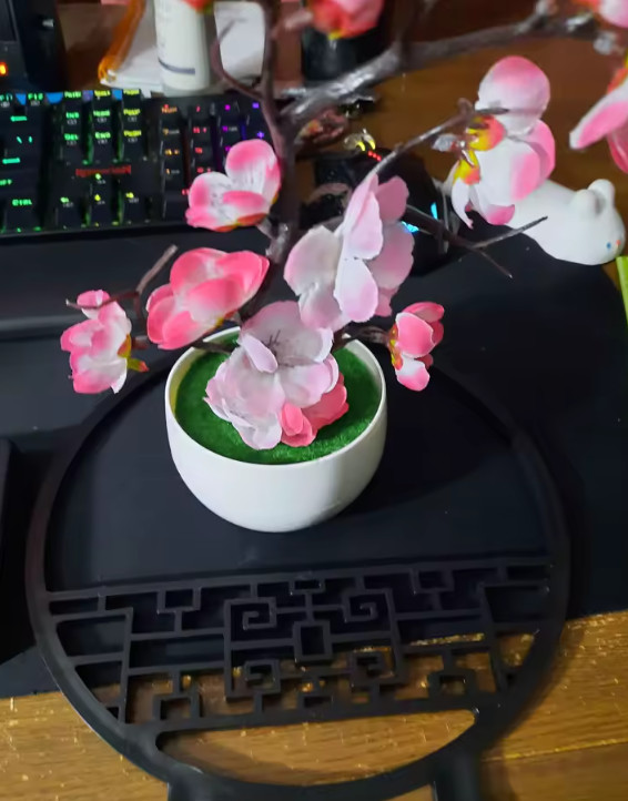 3 Colors Artificial Plum Blossom Bonsai with Screen Base