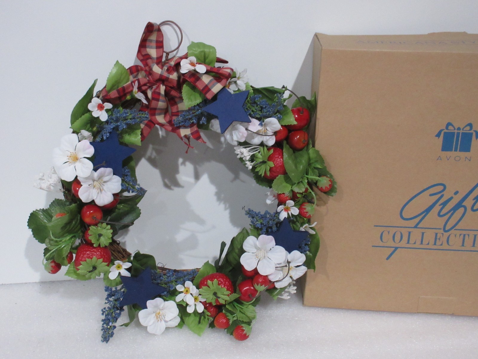 Vintage Avon Americana Patriotic Wreath | Summer July 4 | NIB 2002 Retired HTF