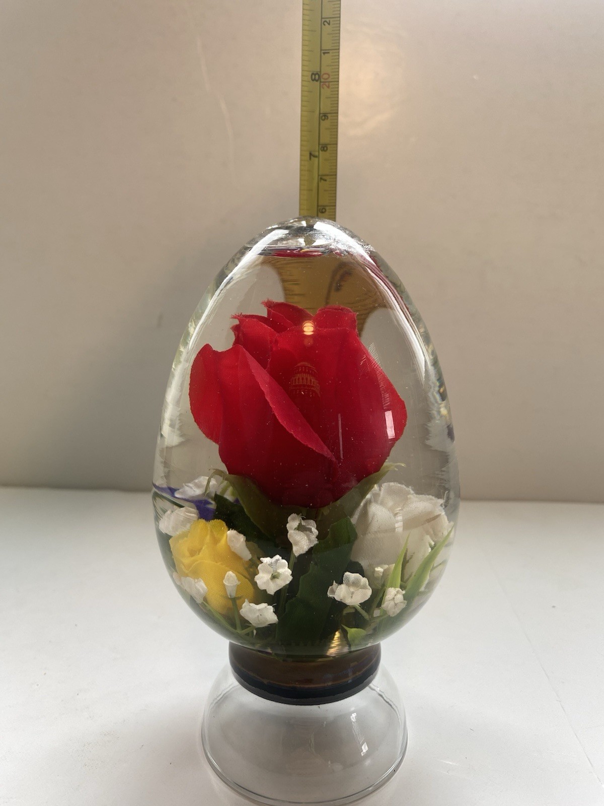 Novelty Decorative Buttplug Shaped Red Rose Flowers Clear Liquid Paperweight