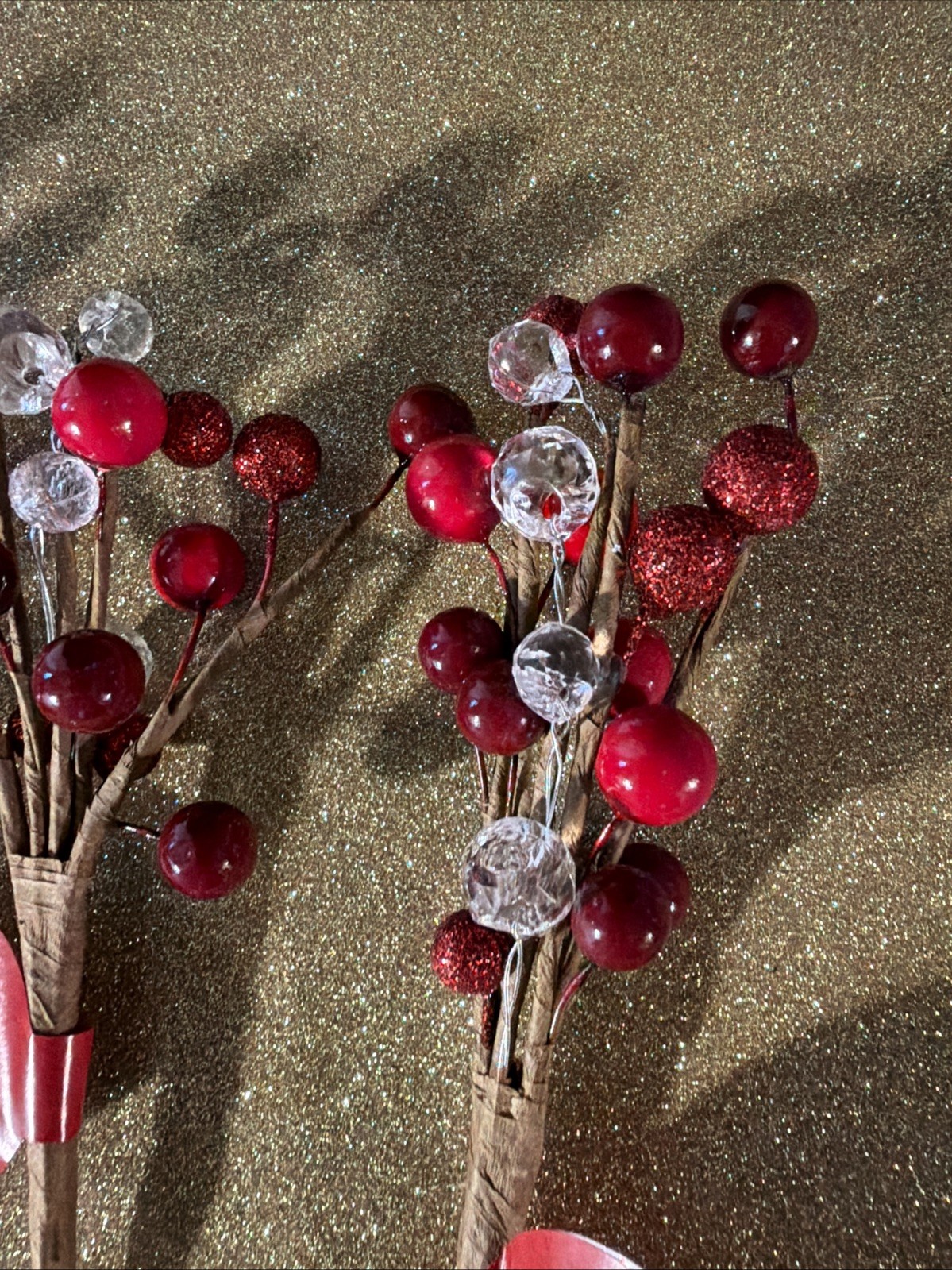 Christmas Ashland Red berry with crystal snow Bead 4 picks 7.5” Glitter Beads