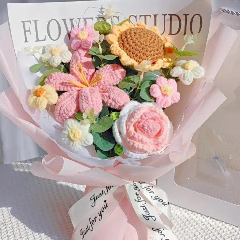 Handmade Crochet Flower Bouquet Decoration Flower Plush Ornament Gift