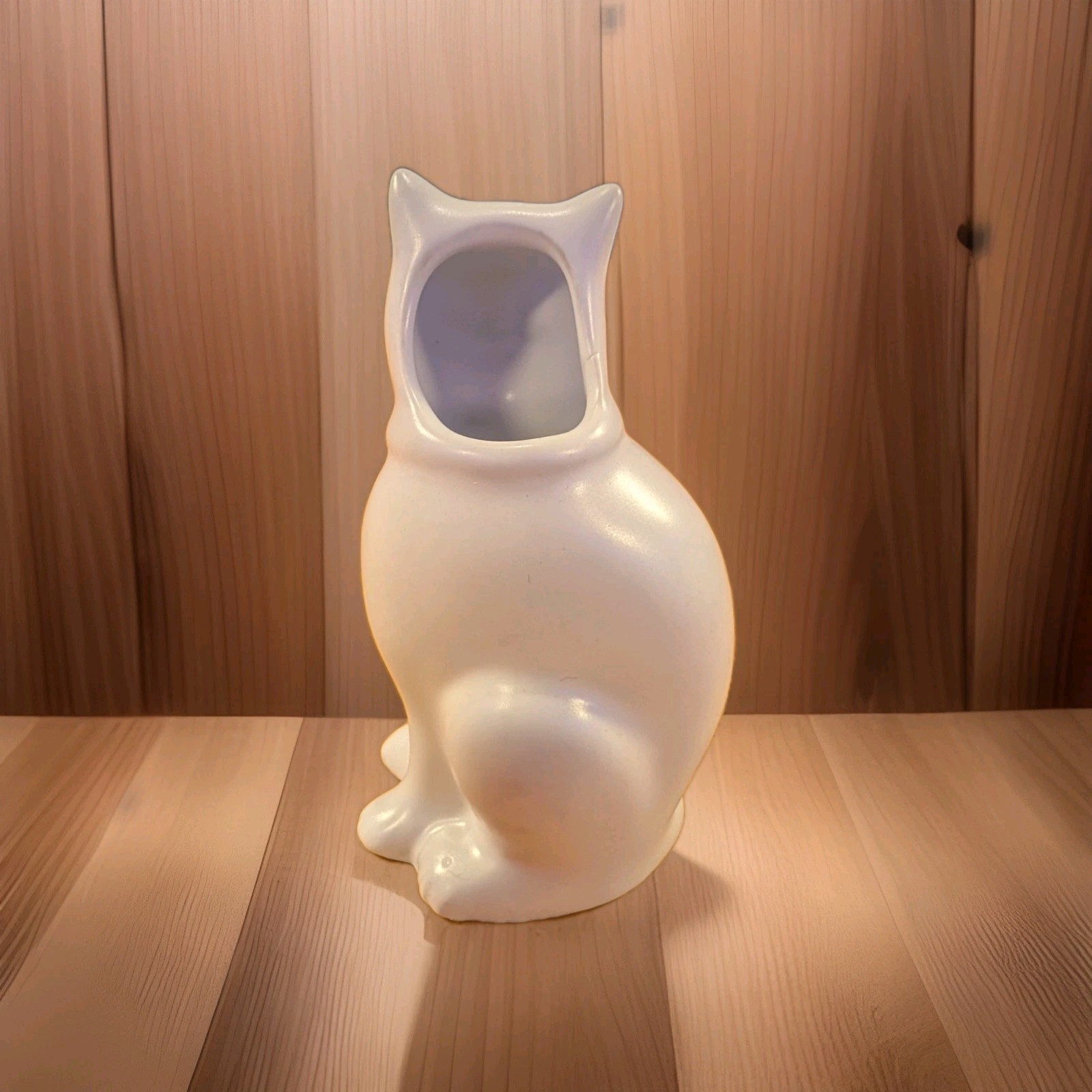 Partylite White Cat Vase small kitten figurine planter 4 inch Kitty Kitsch Cute