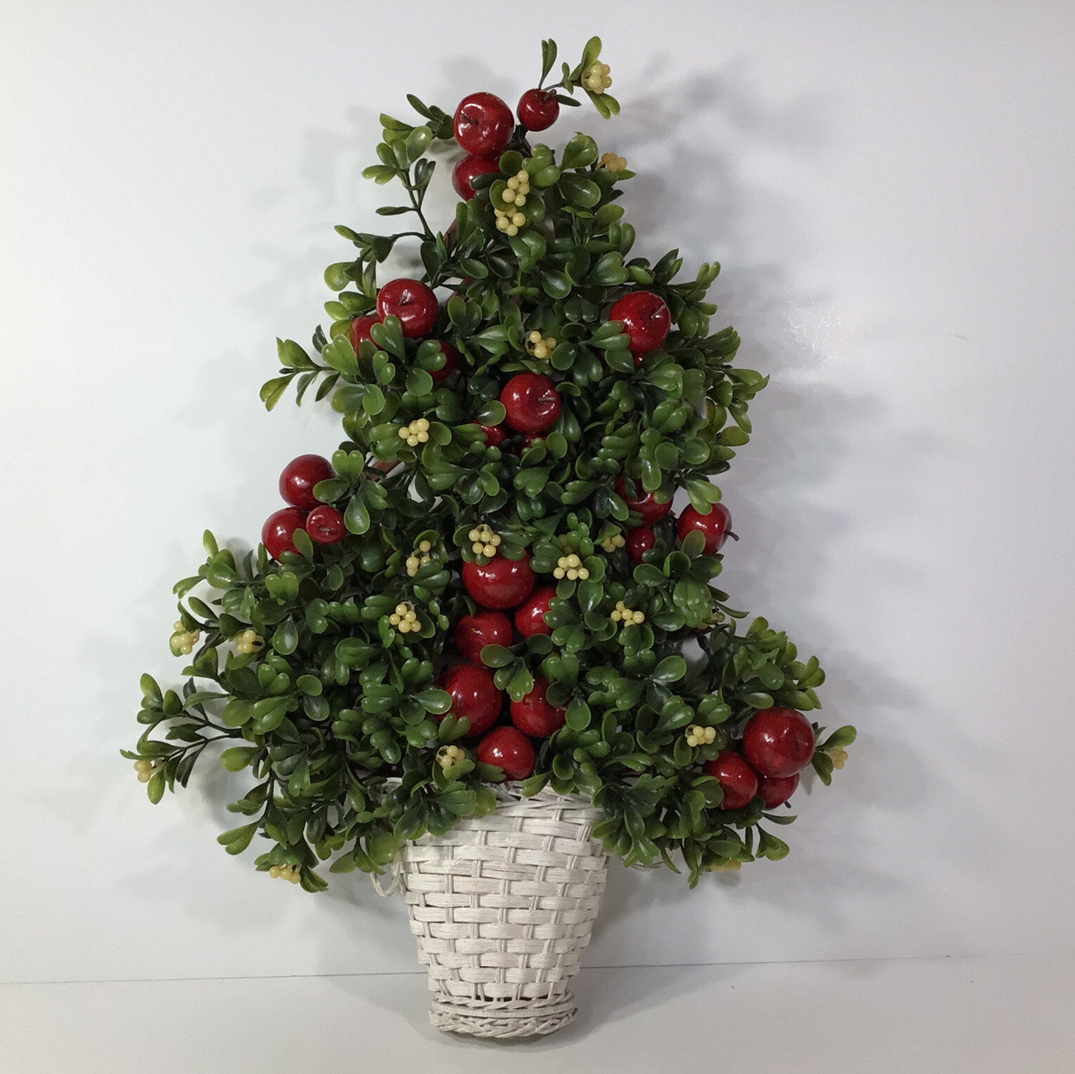 Vintage~MCM~ Green Boxwood Style Tree With Red Apples Wall Hanging Decor ~21”