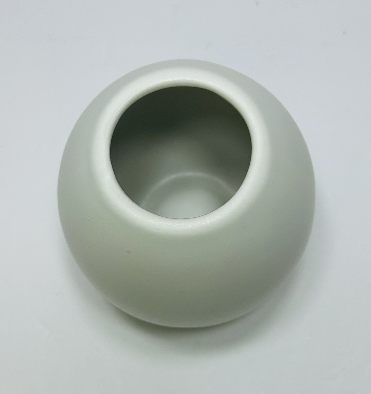 Farmhouse / Modern Decor New White Stoneware Vase, Home & Kitchen Decor
