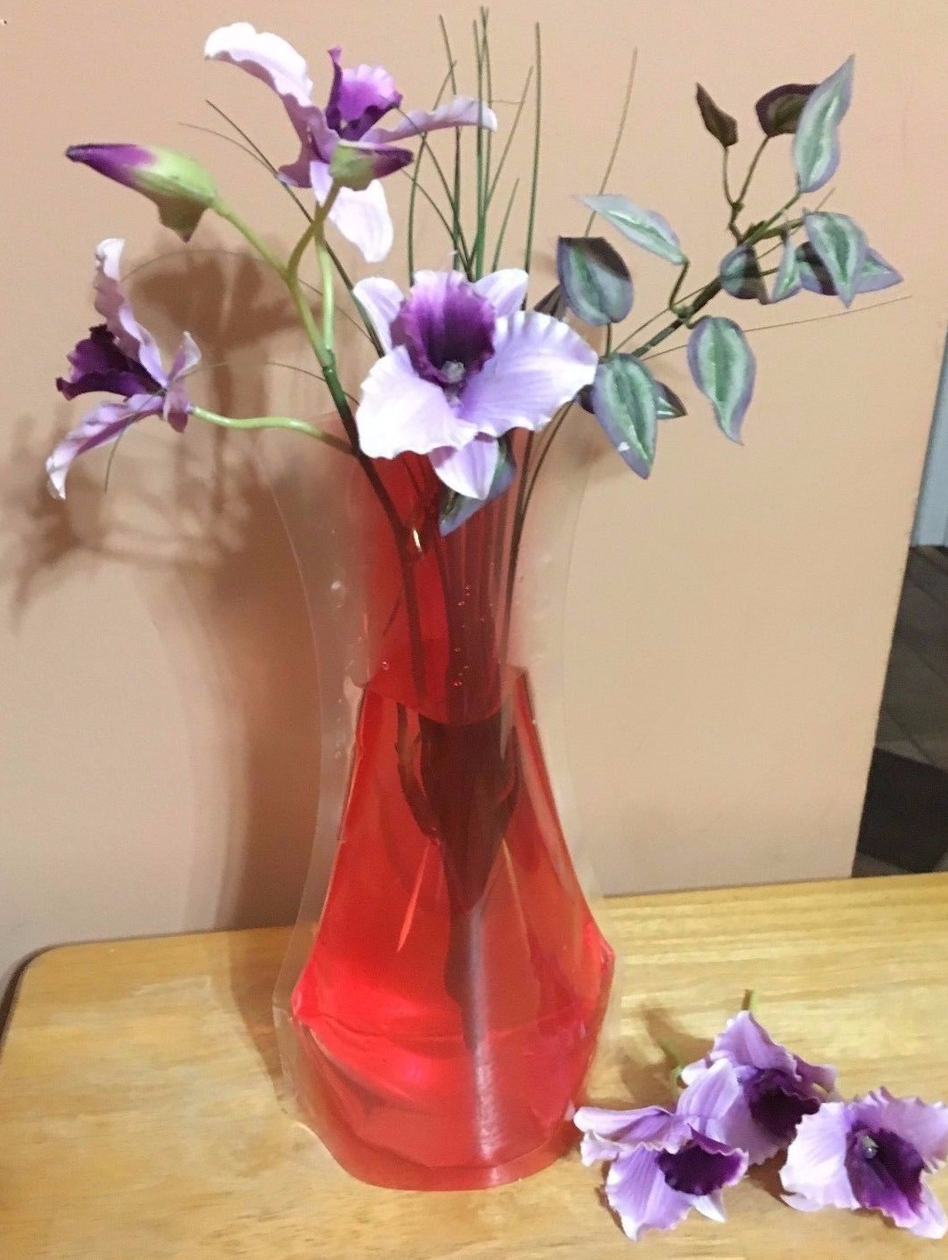 Unique, Stylish, Collapsible Flower Vase. Decorative Designs. Plastic