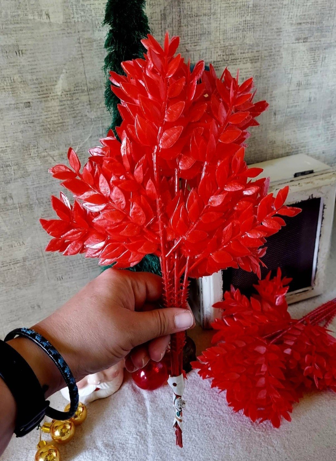Vintage Red Leaf Faux Floral Arrangement Stems Set Of 12