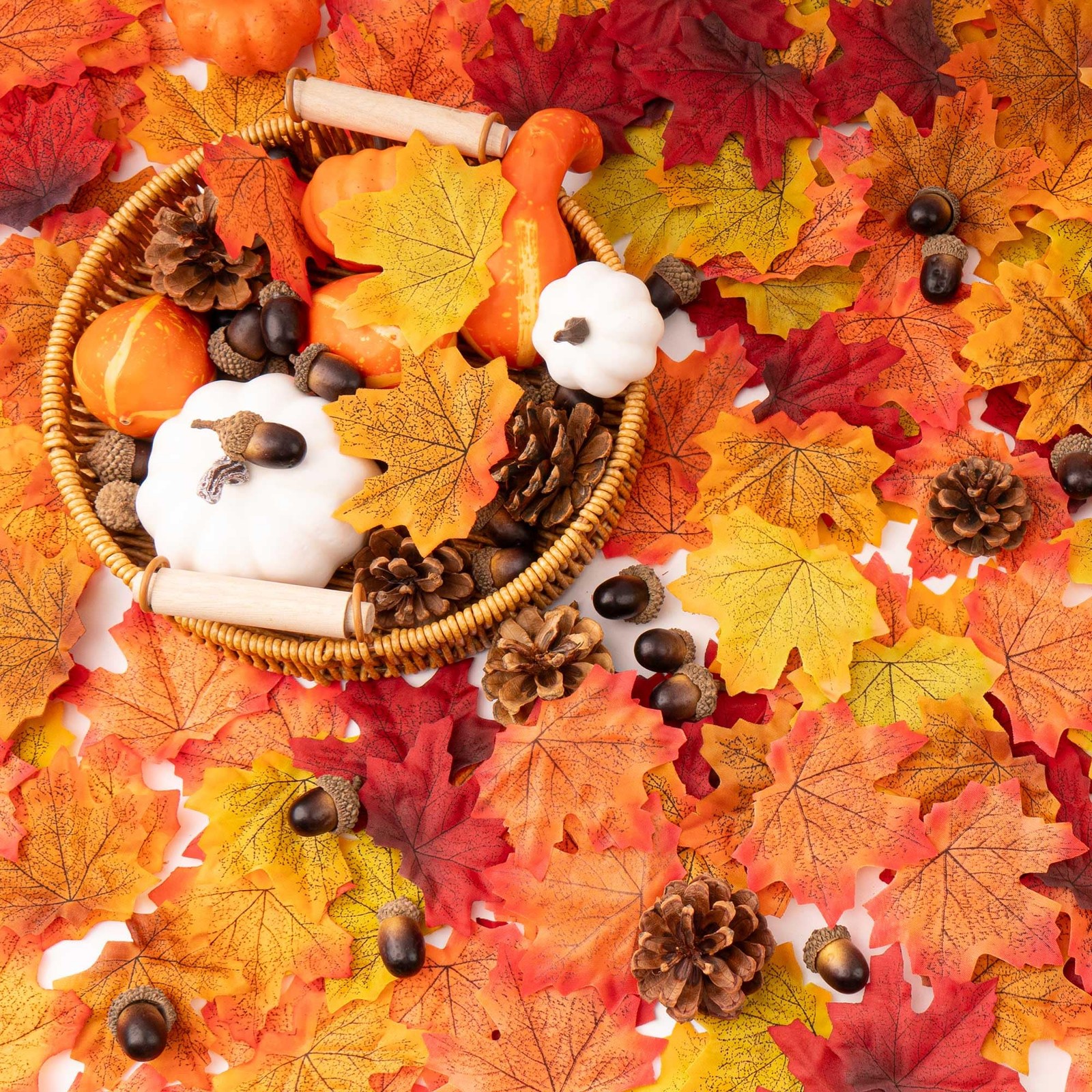 200 PCS Artificial Maple Leaves Mixed Color Fall Thanksgiving Table Decor