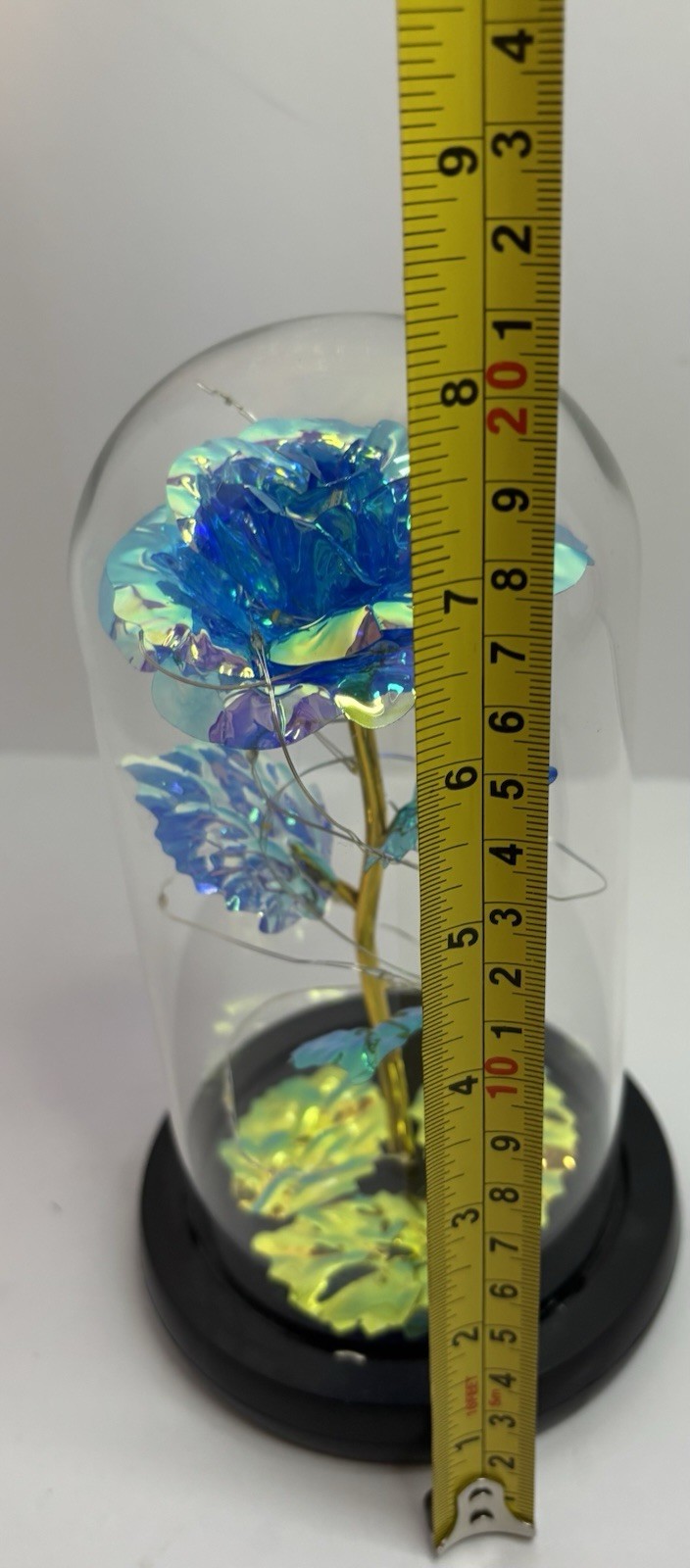 BLUE IRIDESCENT ETERNAL ROSE IN GLASS DOME WITH LED LIGHTS. VGC BATTERY WORKS.