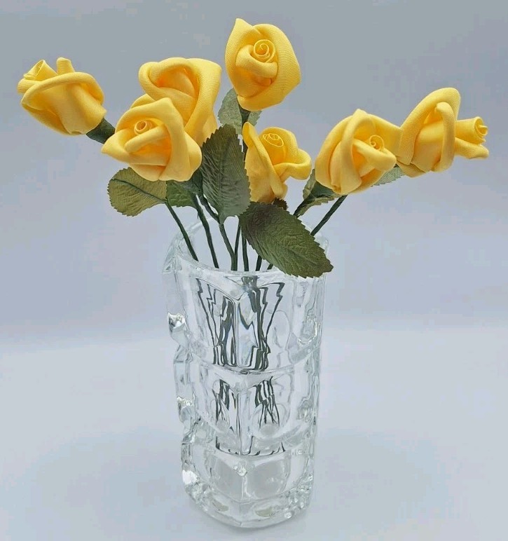VTG Handmade Satin Ribbon Rose Bud Flower Bouquet Flexible Wire Stem Yellow 8Pcs