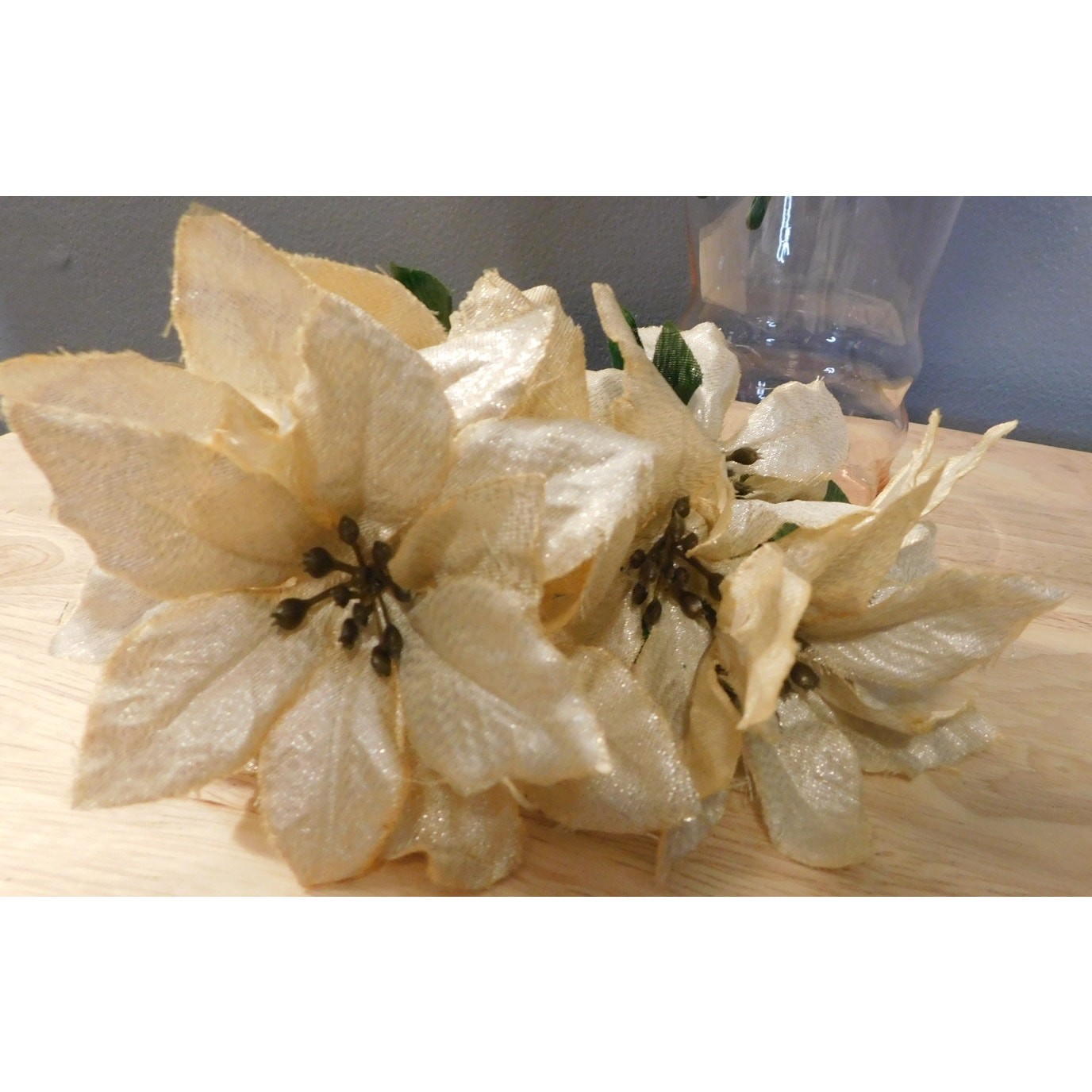 Ashland 9″Gold Sparkle Poinsettia Flower Picks Set of 10. New With Tags