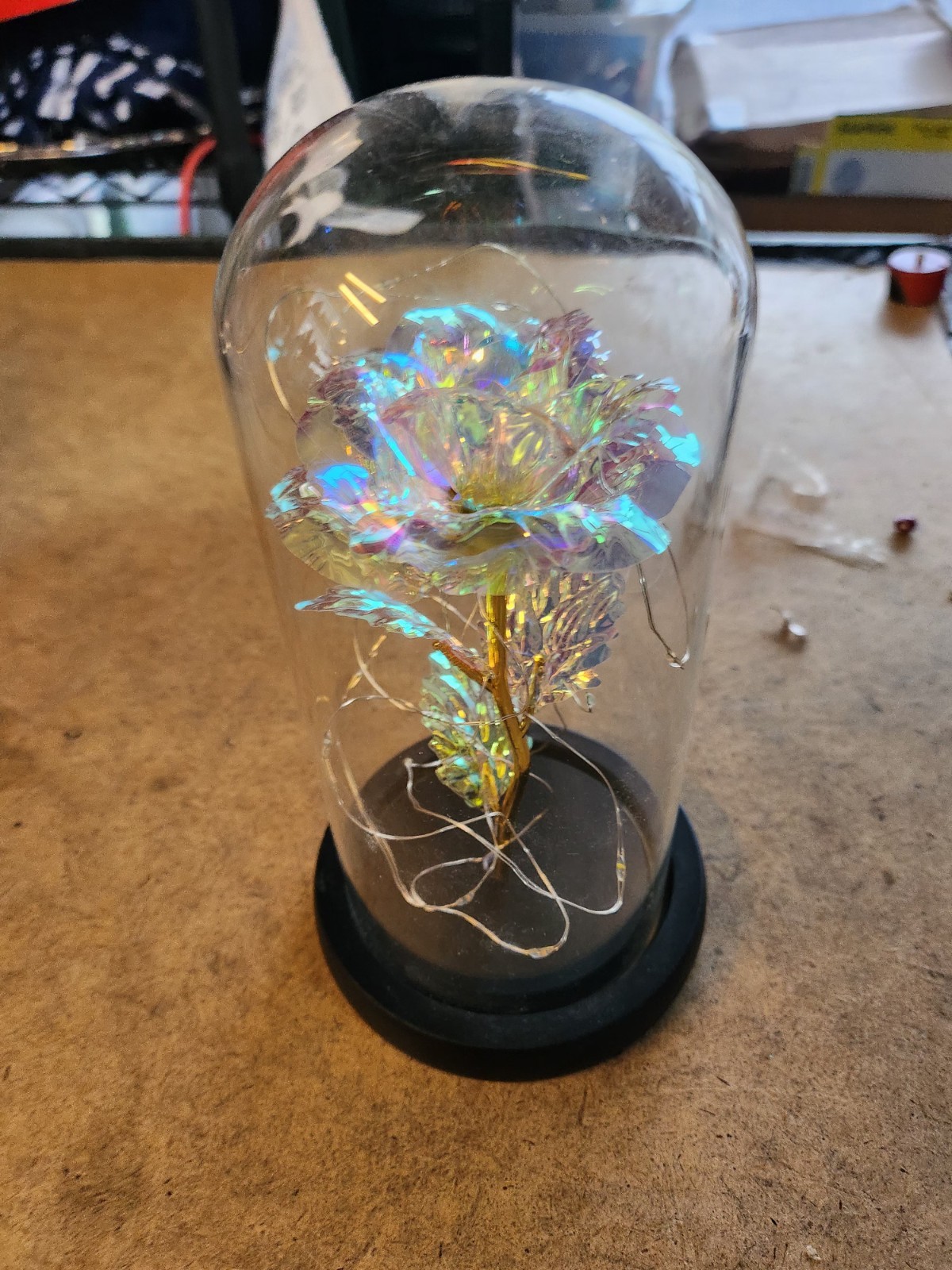 Lighted Globe Rose Flowers Wooden Base Display 8.5″ x 4.5″ (RH 8-1)