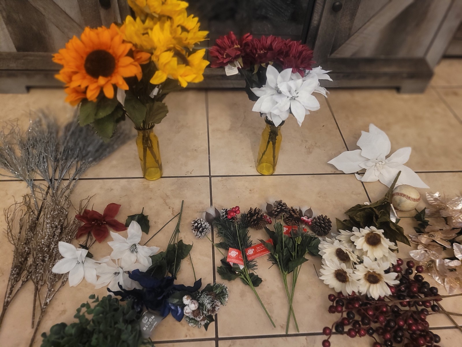 New Artificial Flower Stem Lot Sunflowers Poinsettias Berries Craft Supplies