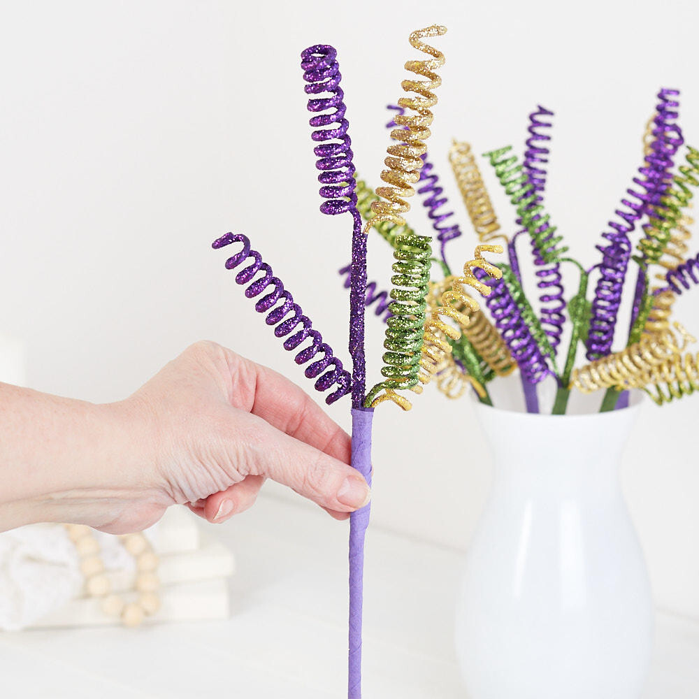 Set of 6 Decorative Mardi Gras Glitter Curly Spring Spray 16″ Stems