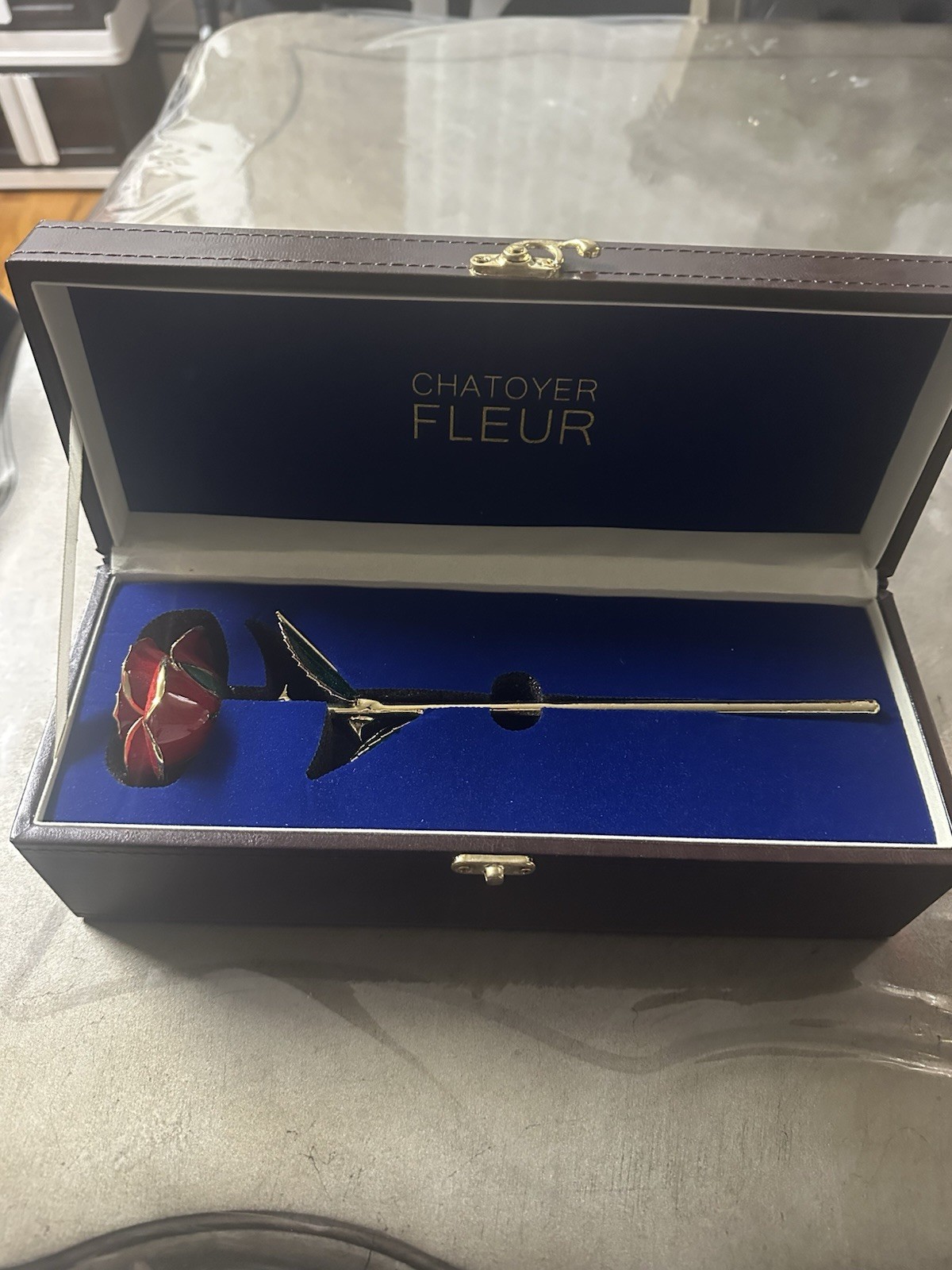 CHATOYER FLEUR Forever Rose 24k Gold Dipped Infinity RED Rose With Case