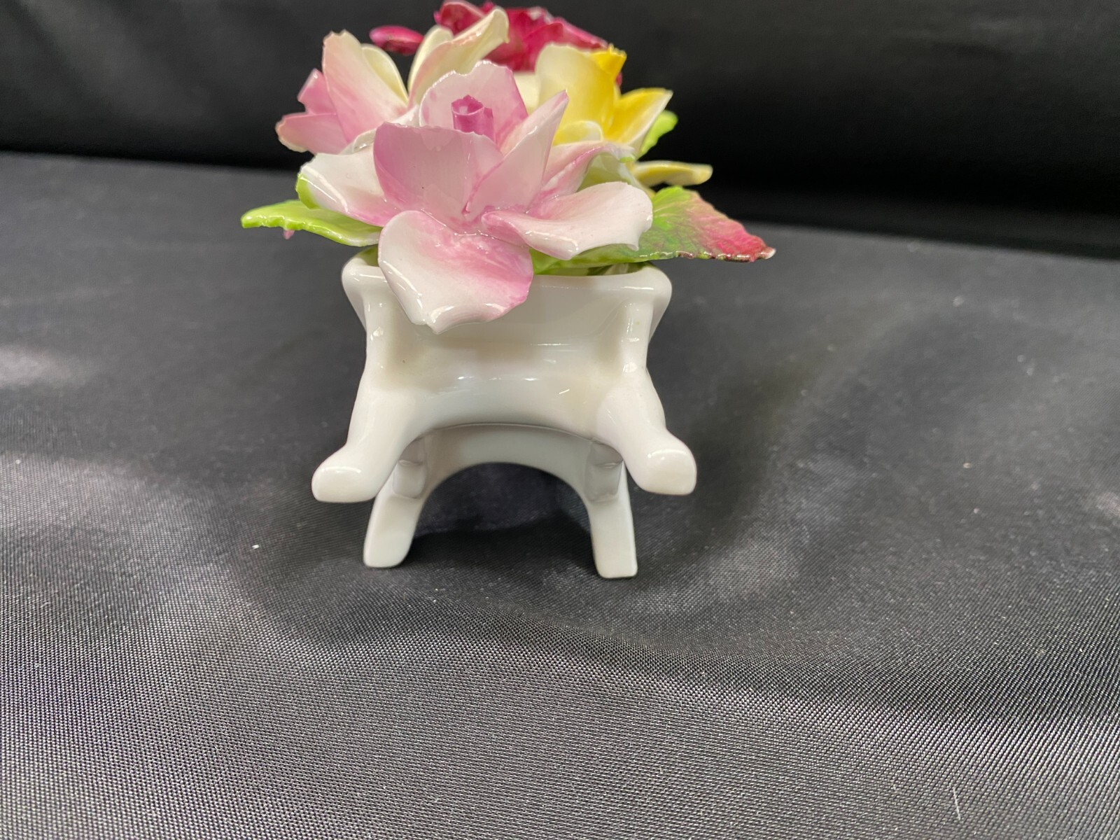 Staffordshire “WHEELBARROW BOUQUET ROSES” England Bone China 3″ x 5 1/2″ Wide