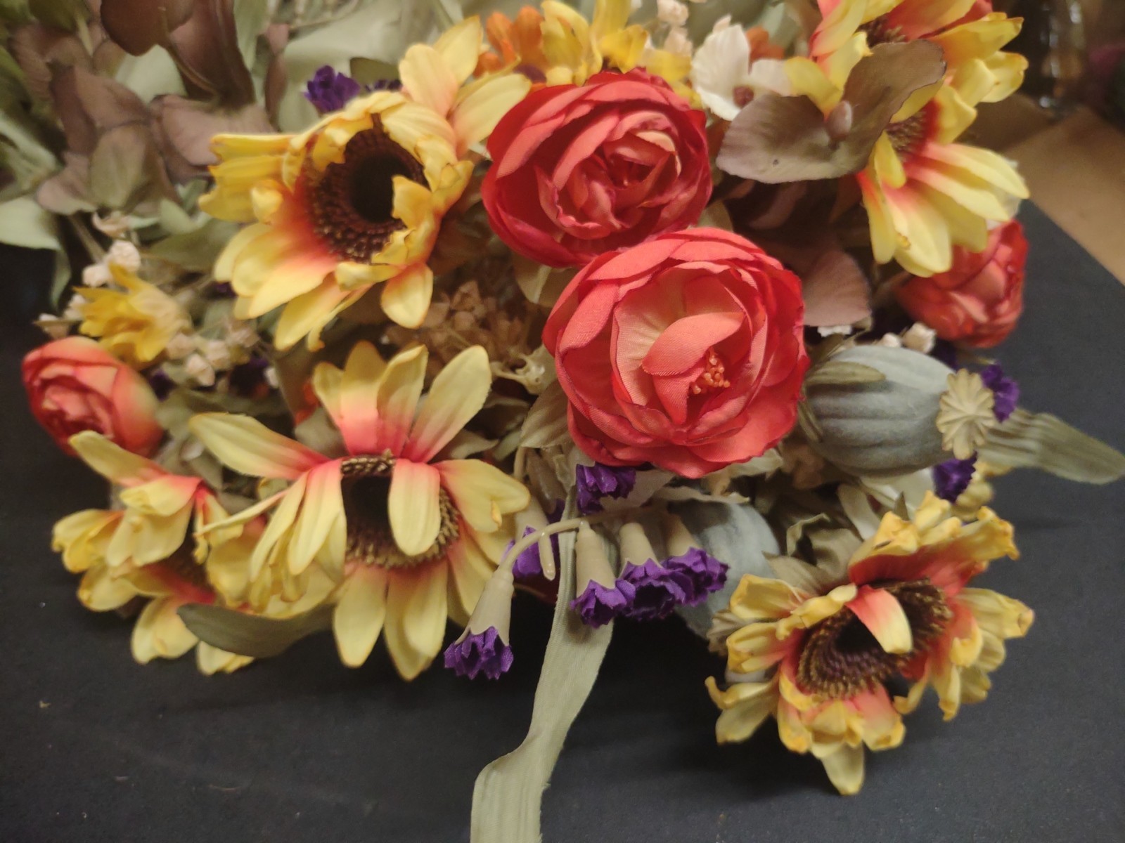 14″ Vintage Silk Bush, 16 Stems Desert Design, Dry-Look Sunflower, Ranunculus