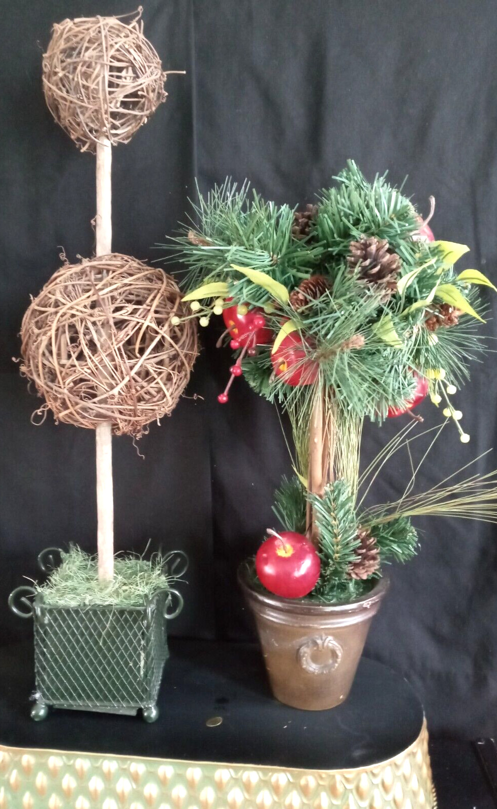lot of 3 Topiaries 2 (18″) Apple Pinecone 1 ( 24″) Double Grapevine Topiary