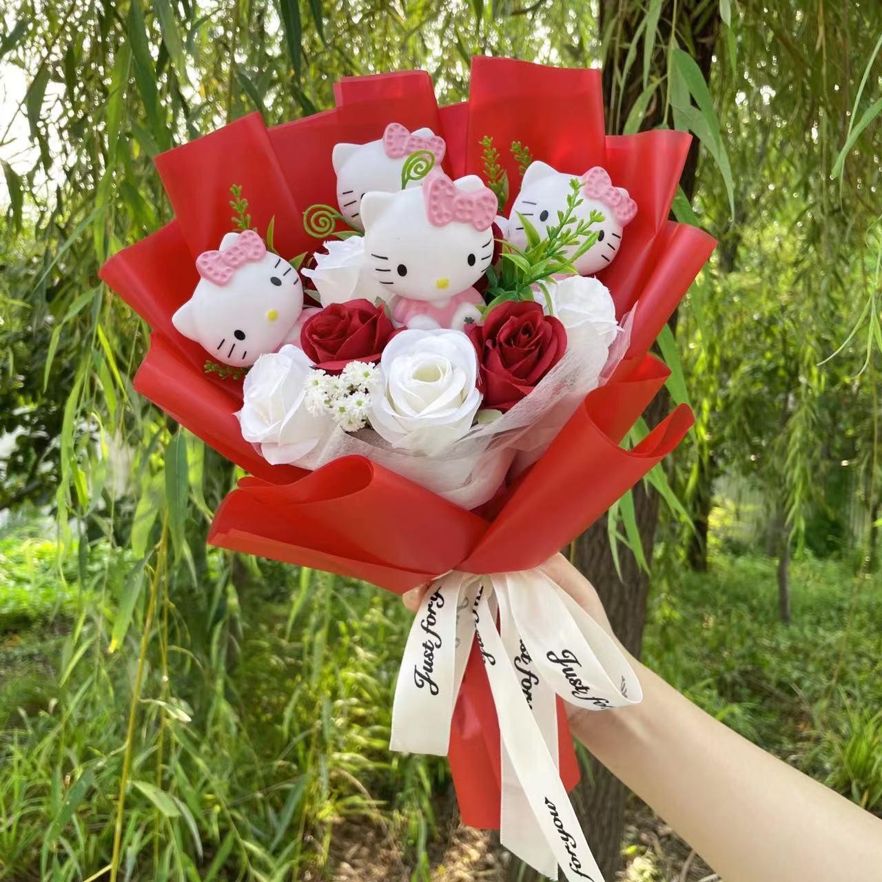Cat Dolls with Artificial Flowers Creative Bouquet Christmas Valentine Birthday