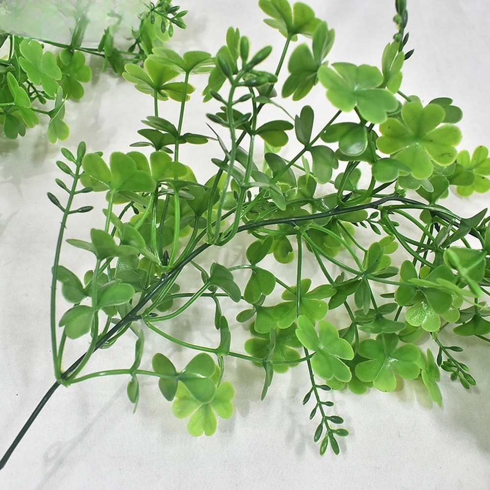 180cm Clover Wreath Green Artificial Rattan Shamrock Decor for Home Event
