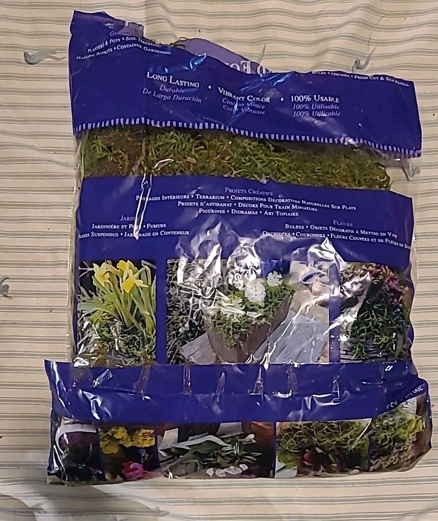 SuperMoss Forest Dried Moss Planters Pots Container Gardens Natural Green Plants