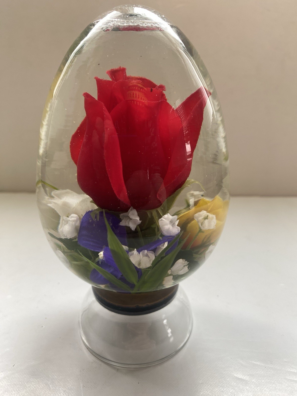 Novelty Decorative Buttplug Shaped Red Rose Flowers Clear Liquid Paperweight
