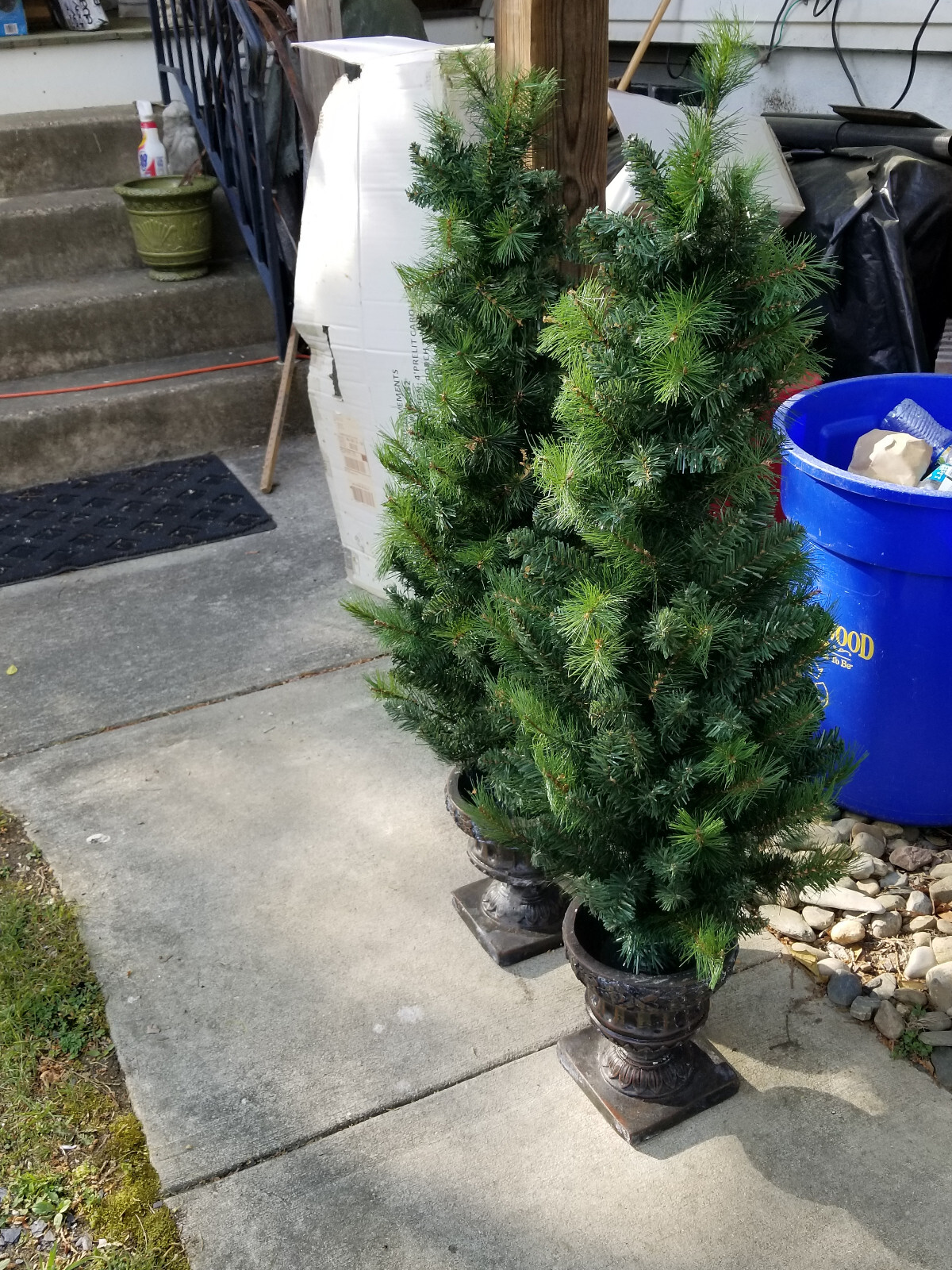 A PAIR OF DECRATIVE ARTIFICIAL FAUX POTTED PORCH PINE PLANTS 4′