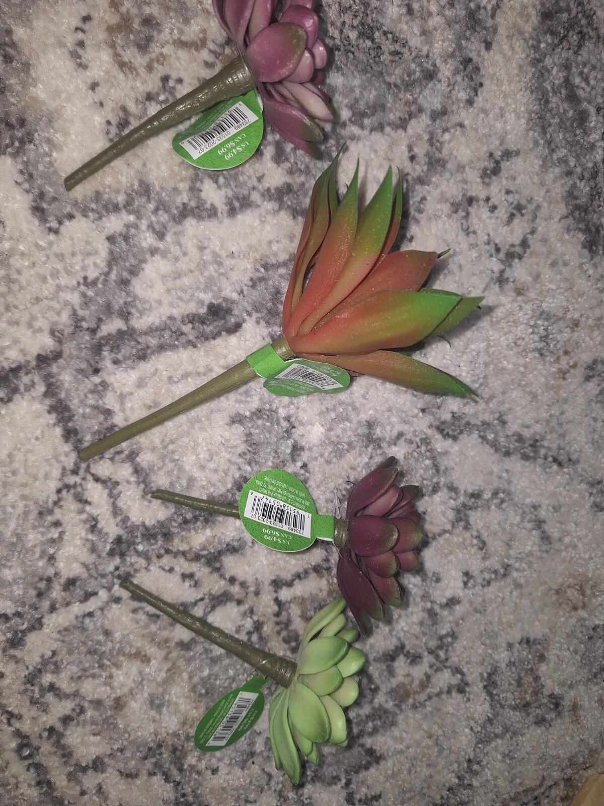Plastic Faux Flower Lot Of Around 25 Pieces Most Are New With Tags.