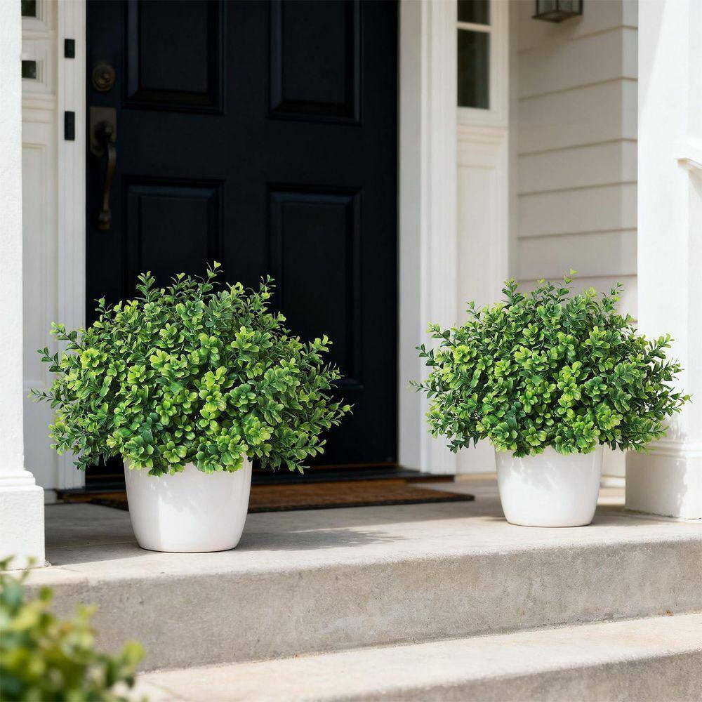 17 In. Green Indoor/Outdoor Artificial Boxwood Topiary Potted Plant Set 2-Pack U