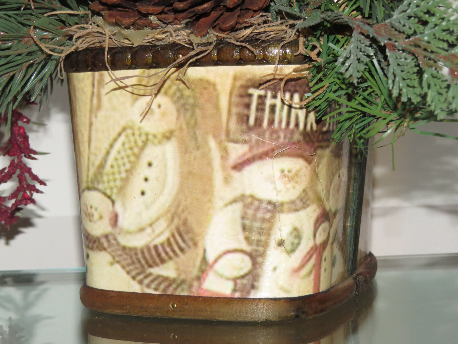 ANTIQUE Snow Winter PRIMITIVE SNOWMAN Pip Berry Pine Cone Table Top Florist Made
