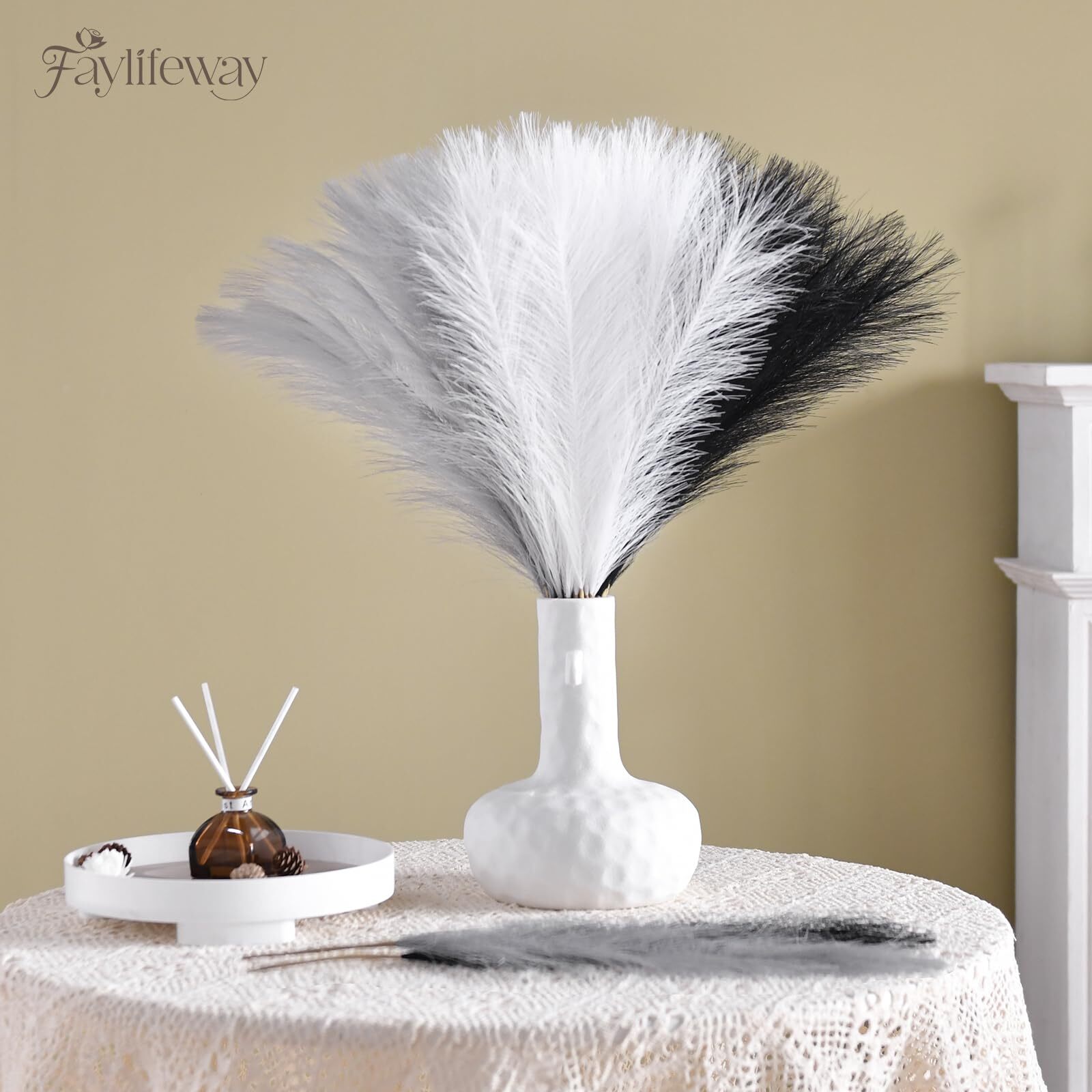 50pcs Pampas Grass 17in Black and White Pampas Grass Artificial Fluffy Vase F…