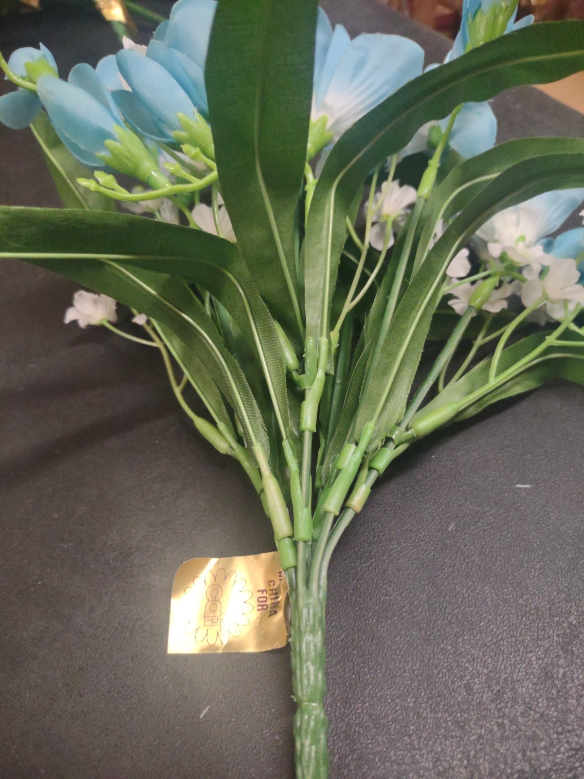 Vintage 10″ Silk Freesia Flower Bush, Sky Blue, 5 Stems, Baby’s Breath & Foliage