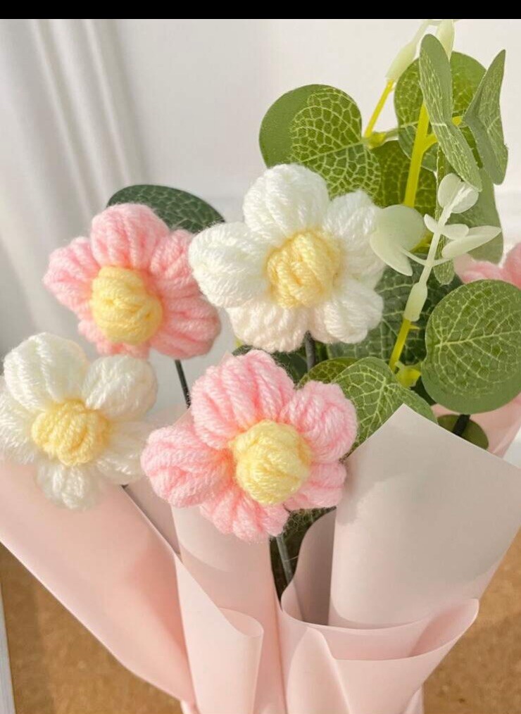 1 Set Handmade Knitted Yarn Artificial Flower Bouquet, Fabric & Knitted
