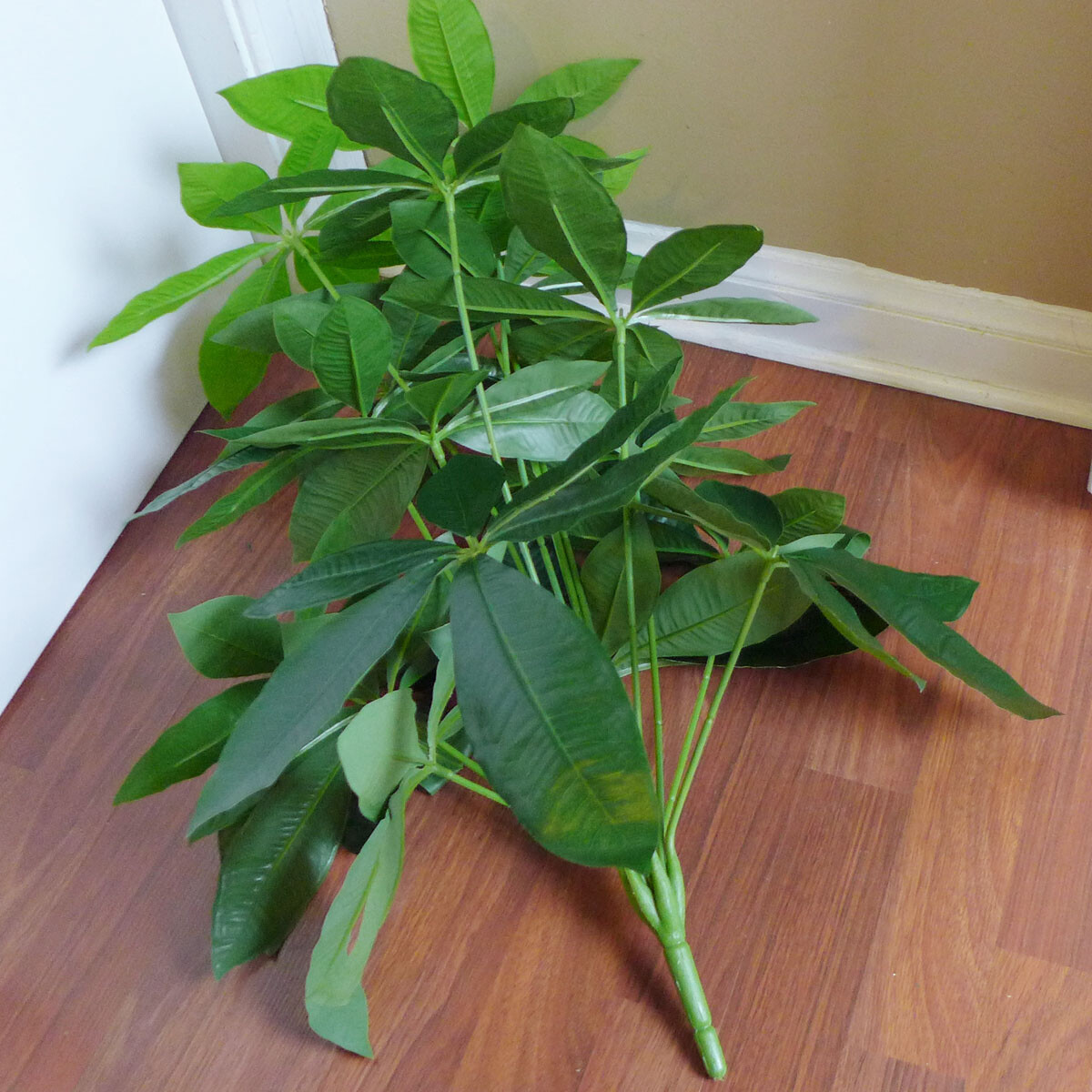Artificial Fake Plants 20″ Height Bush Tree Home Decoration (18 Large Leaves)