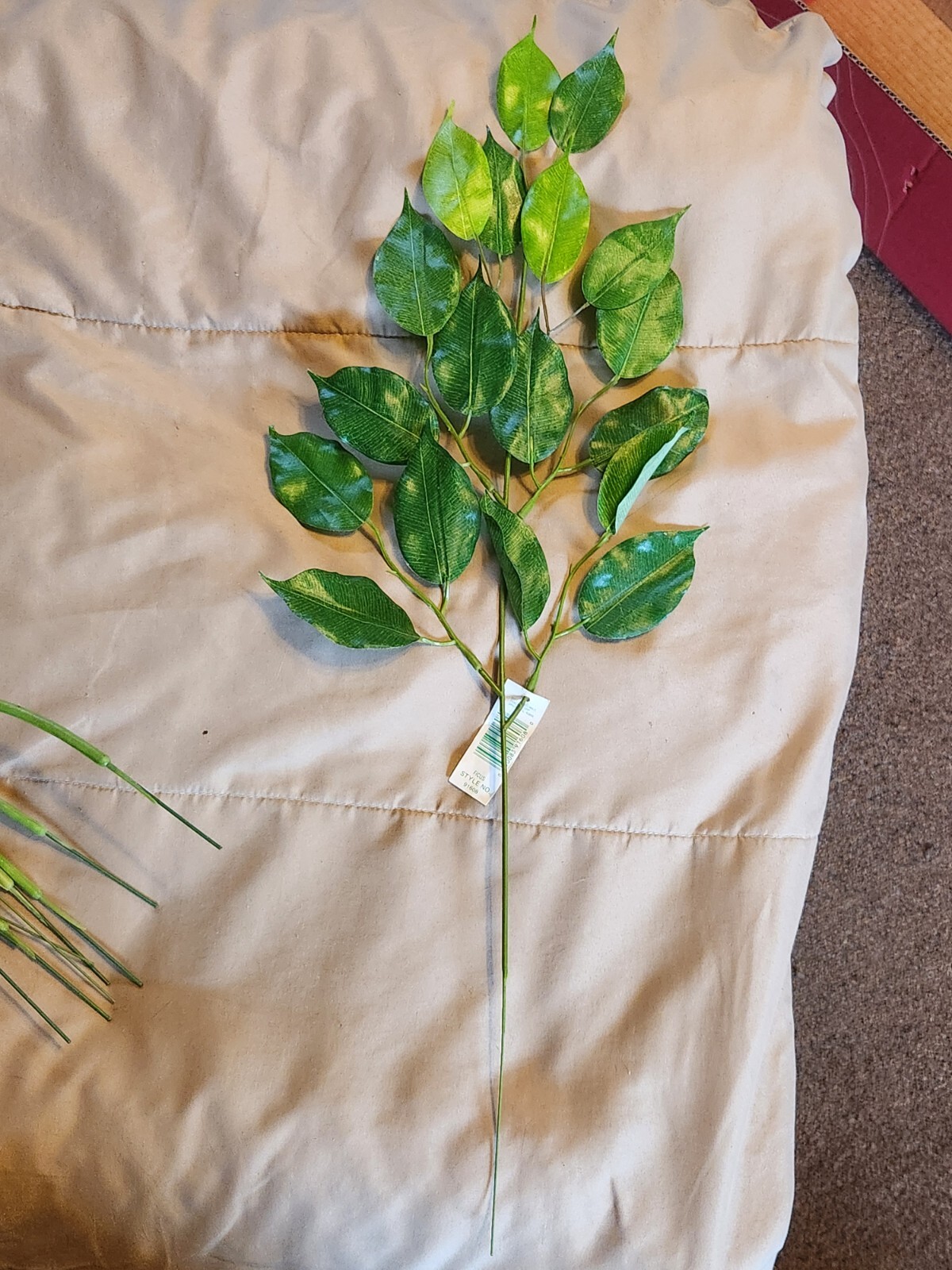 12 Piece Faux Long Stemmed Red Rose & Ficus Bundle (8 Roses, 4 Ficus) – Used