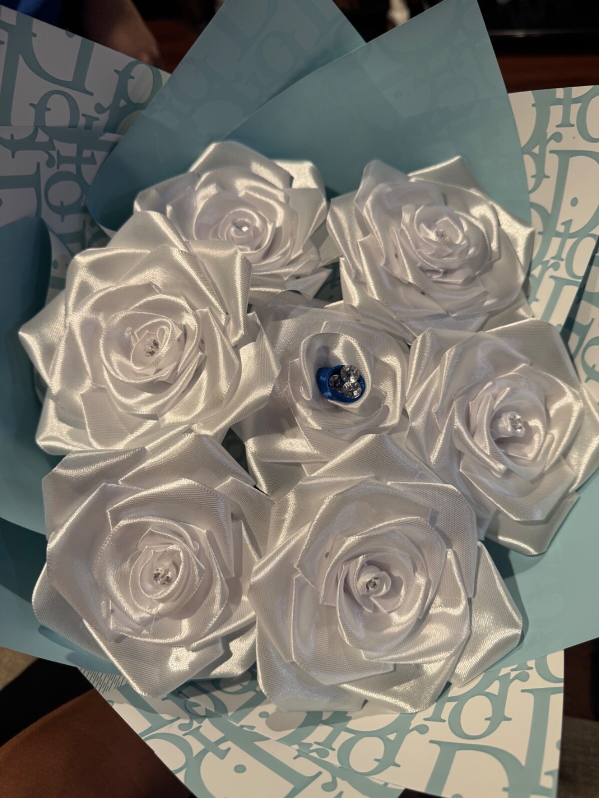 12 Flores Artificiales Rosas De Seda Ramo De Novia Nupcial Falso, Rojo Oscuro