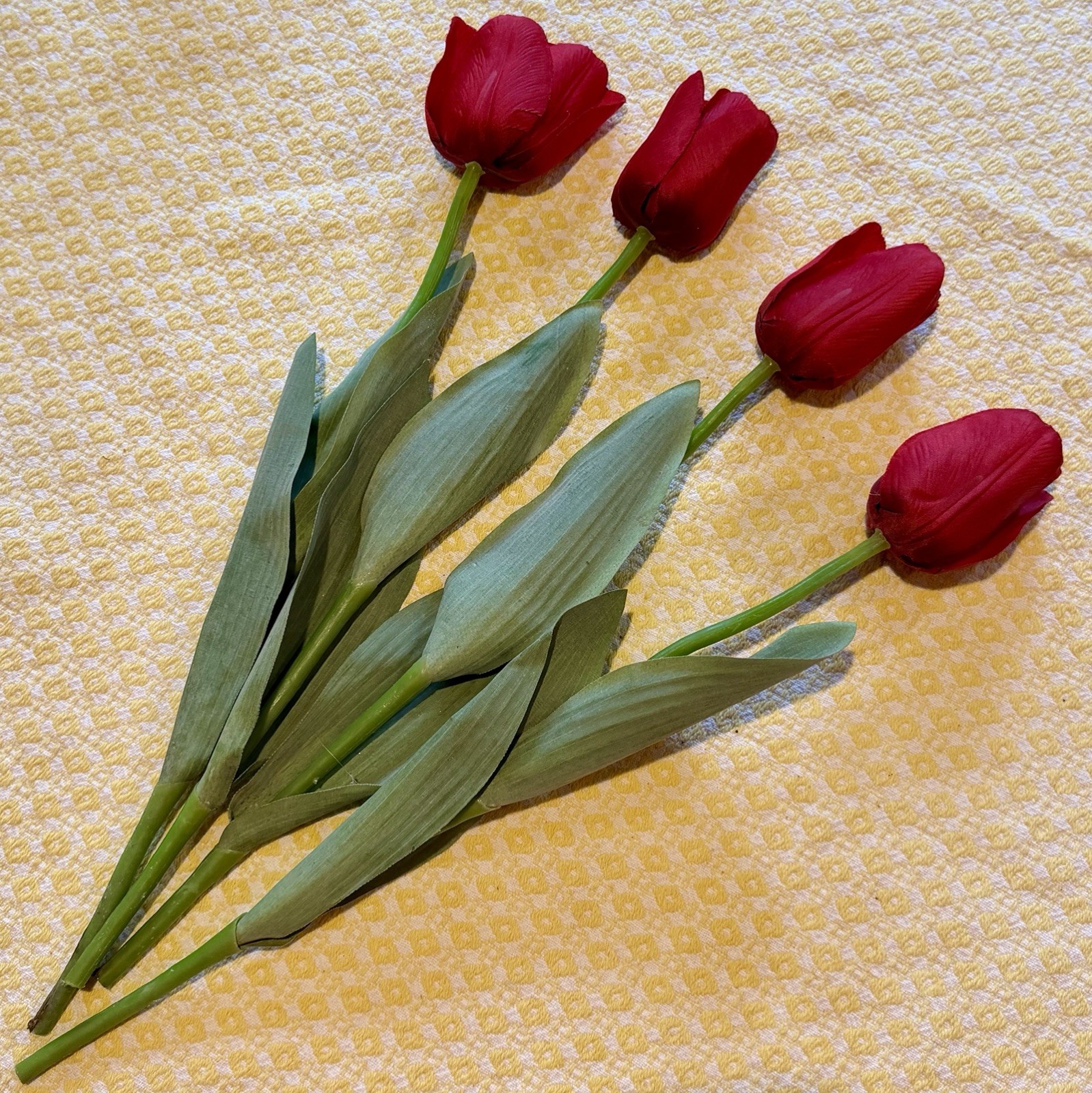 Faux Floral Bouquet 4 Red Tulip 18″ Bud Vase Artificial Flower Stem Arrangement